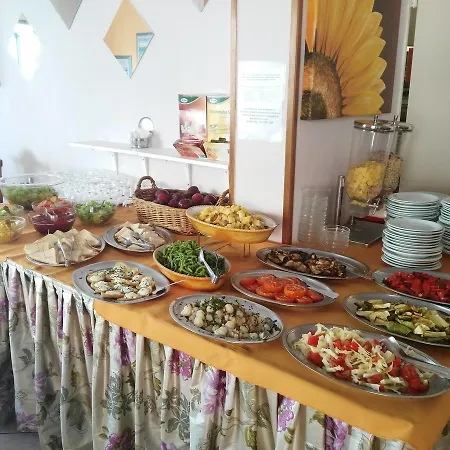 מלון Marittimo